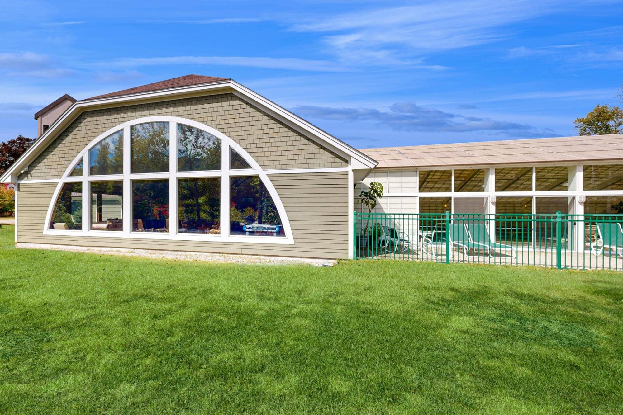 204 Studio At Rivergreen Lincoln Exterior photo